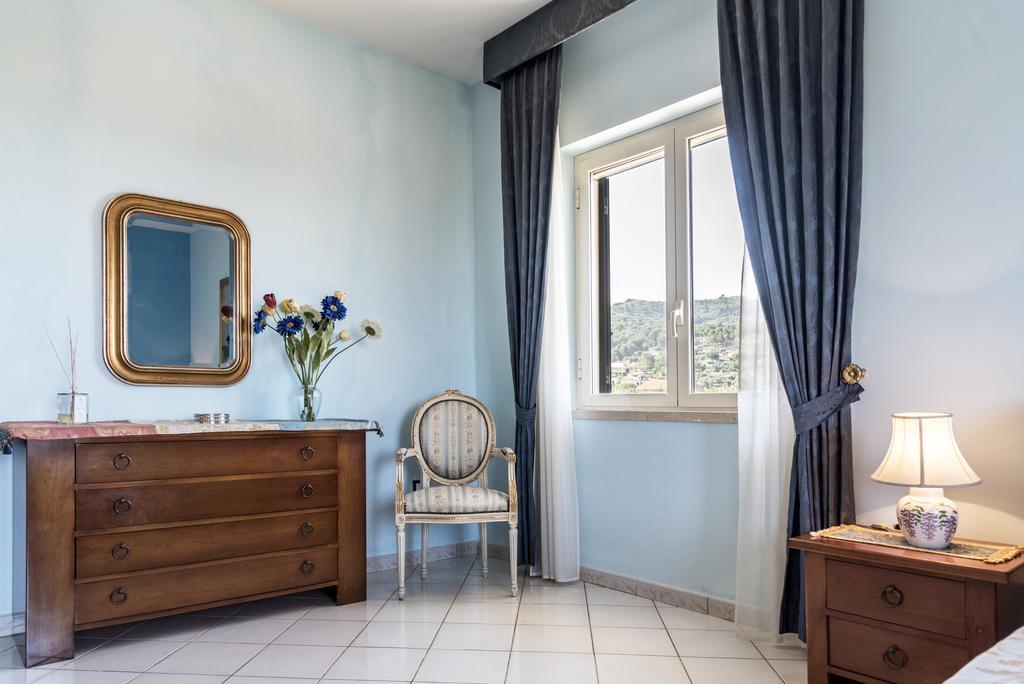 סנטה מריה די קסטלבאטה Villa Tina מראה חיצוני תמונה