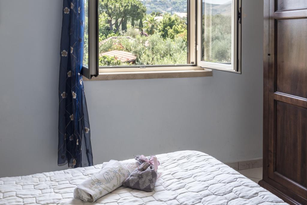 סנטה מריה די קסטלבאטה Villa Tina מראה חיצוני תמונה