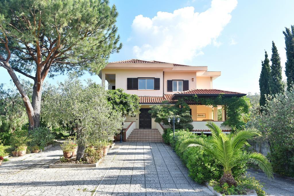סנטה מריה די קסטלבאטה Villa Tina מראה חיצוני תמונה