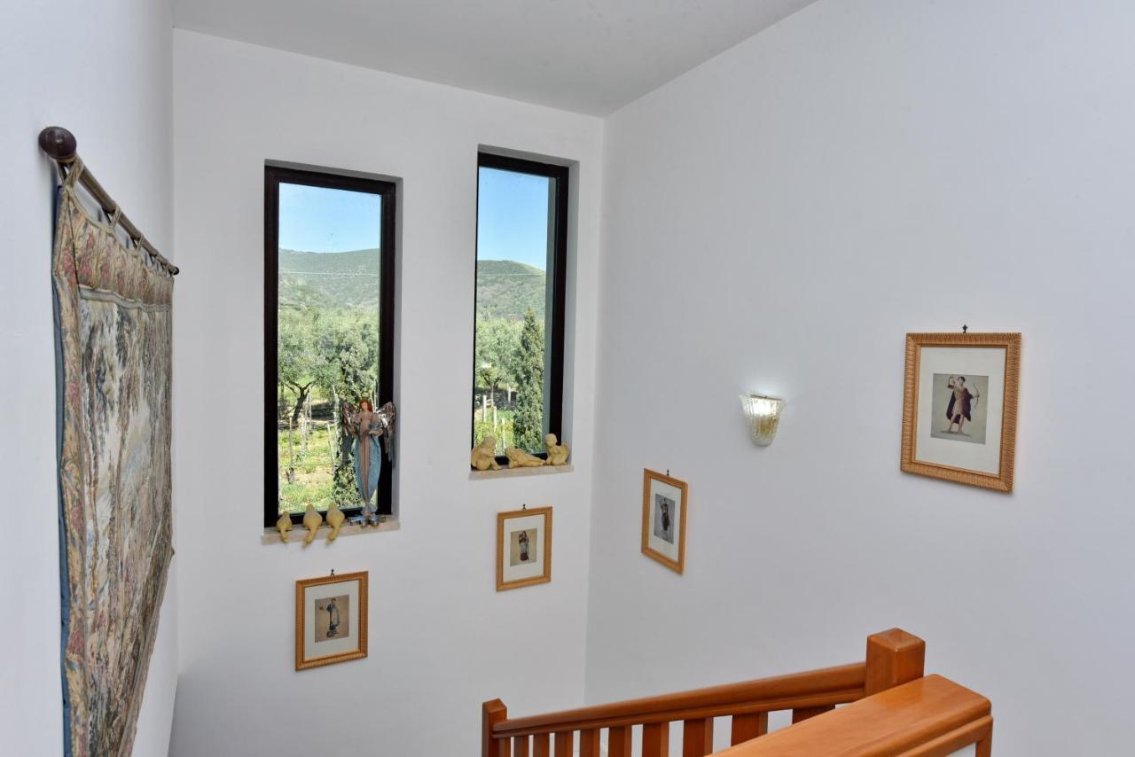 סנטה מריה די קסטלבאטה Villa Tina מראה חיצוני תמונה