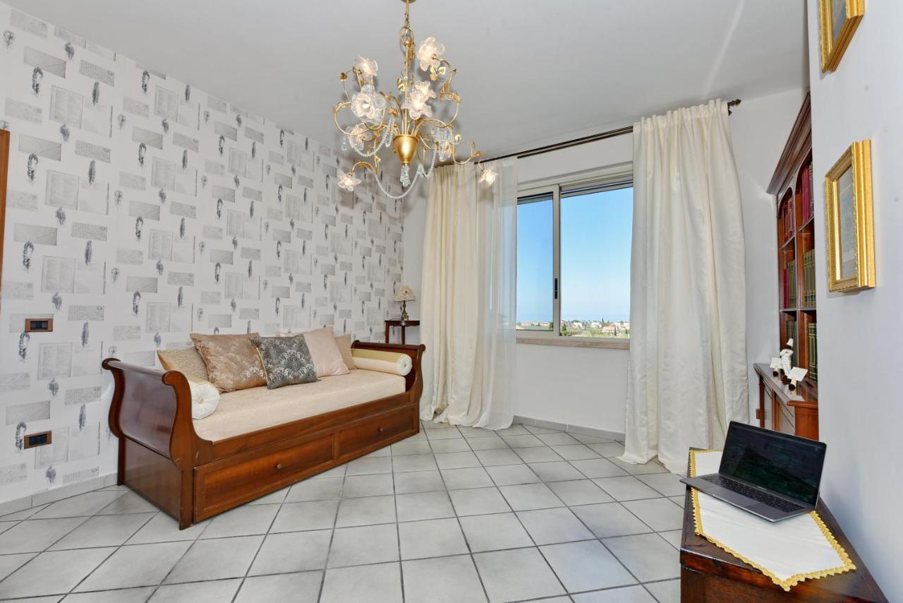 סנטה מריה די קסטלבאטה Villa Tina מראה חיצוני תמונה