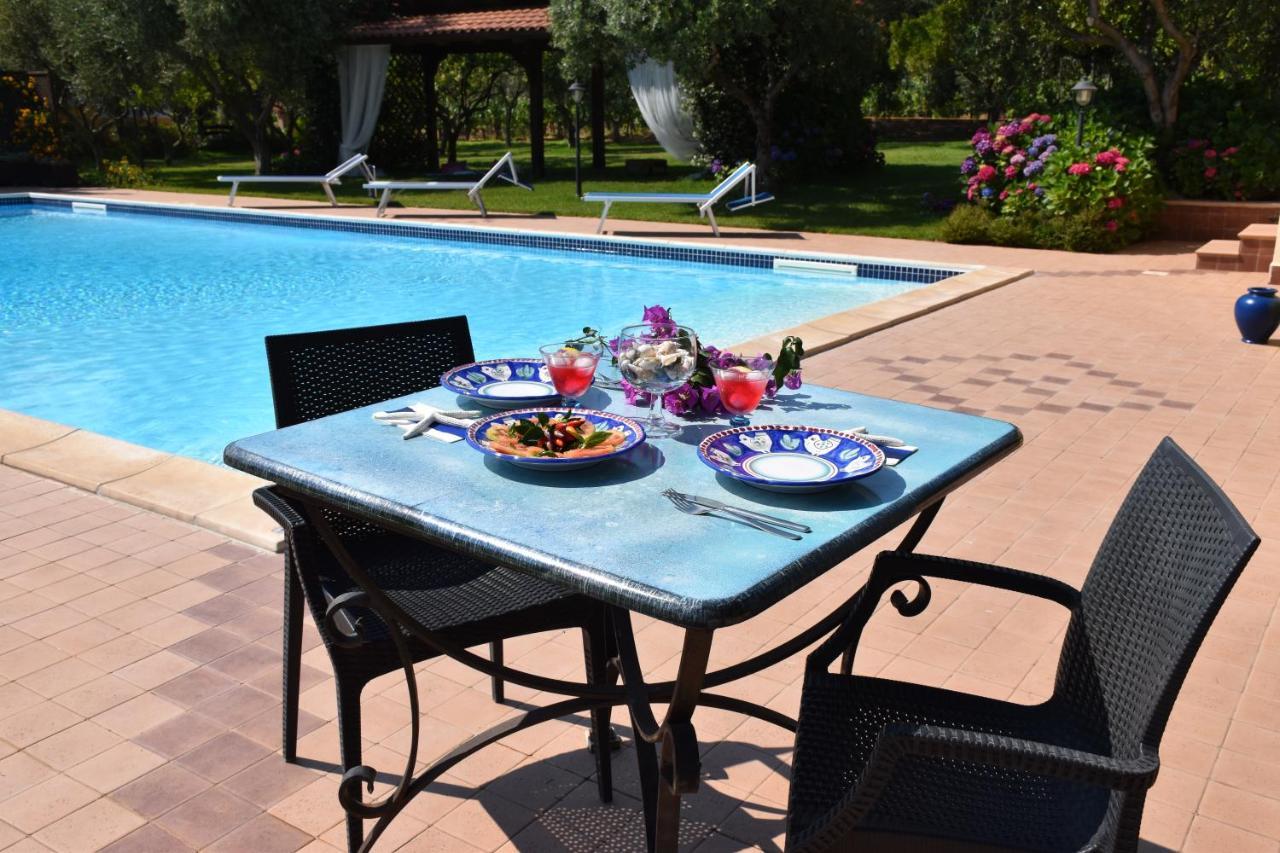 סנטה מריה די קסטלבאטה Villa Tina מראה חיצוני תמונה